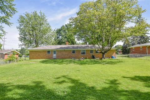643 Marieda Dr, Cincinnati, OH 45245 photo 9