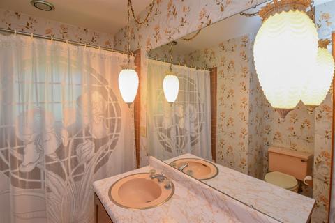 643 Marieda Dr, Cincinnati, OH 45245 photo 11