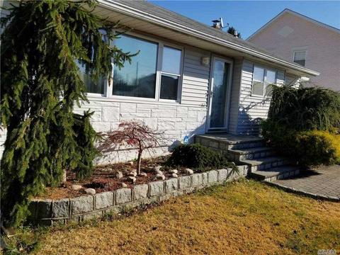 1322 Cedar Ave, Cincinnati, OH 45224 photo 3