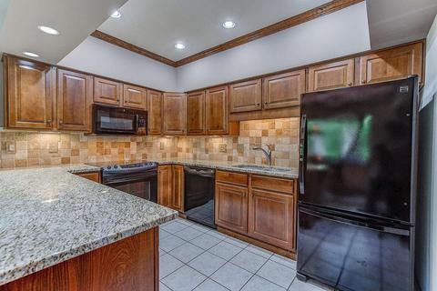 1517 Springdale Rd, Cincinnati, OH 45231 photo 7