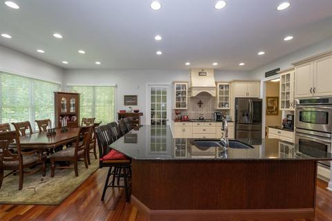 3995 Gardner Ln, Cincinnati, OH 45245 photo 14