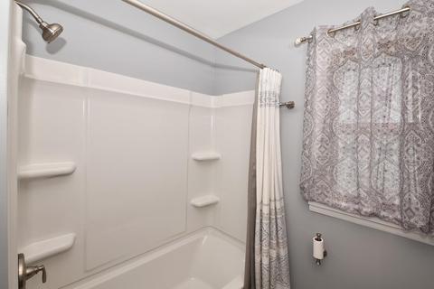 6803 Warder Dr, Cincinnati, OH 45224 photo 13
