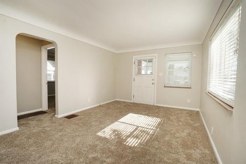 1901 Acorn Dr, Cincinnati, OH 45231 photo 5
