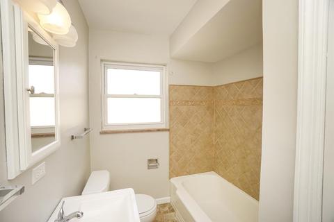 1901 Acorn Dr, Cincinnati, OH 45231 photo 11