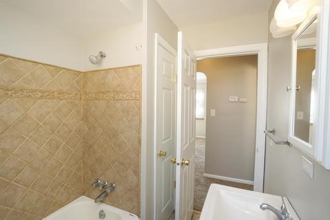 1901 Acorn Dr, Cincinnati, OH 45231 photo 12