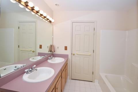 8220 Riversedge Cir, Maineville, OH 45039 photo 37