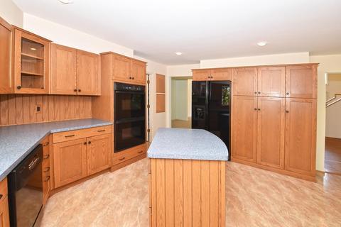 8220 Riversedge Cir, Maineville, OH 45039 photo 19