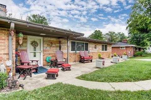 488 Elm Dr, Cincinnati, OH 45255 photo 3