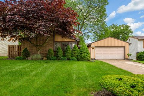 2422 Hazelcrest Ln, Cincinnati, OH 45231 photo 1