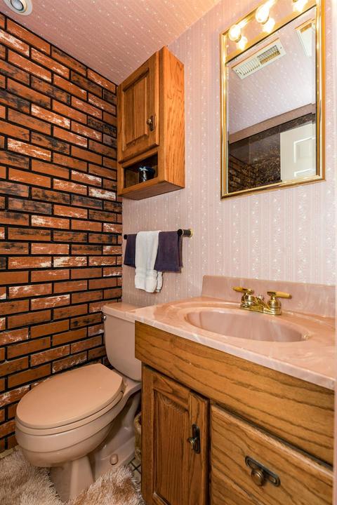2422 Hazelcrest Ln, Cincinnati, OH 45231 photo 15