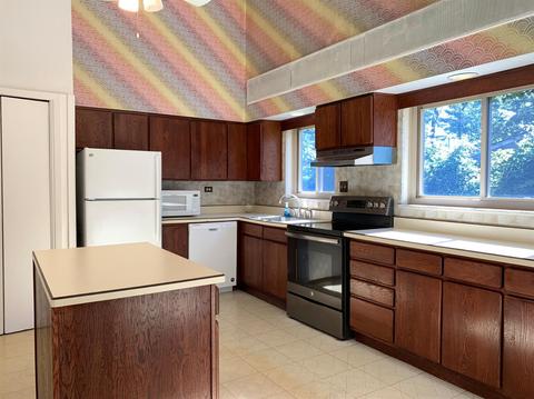 431 Deanview Dr, Cincinnati, OH 45224 photo 5