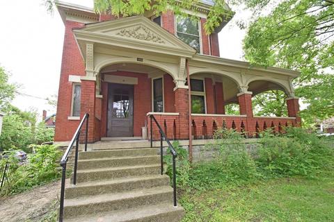 469 Warner St, Cincinnati, OH 45219 photo 2
