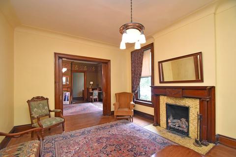 469 Warner St, Cincinnati, OH 45219 photo 4