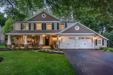 7631 Fairwind Dr, Montgomery, OH 45242 photo 2