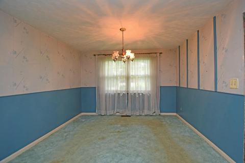 4454 Hall St, Cincinnati, OH 45244 photo 8