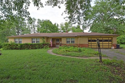 4454 Hall St, Cincinnati, OH 45244 photo 2