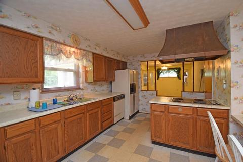 4454 Hall St, Cincinnati, OH 45244 photo 15