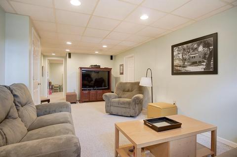 4656 Melody Ln, Cincinnati, OH 45245 photo 29