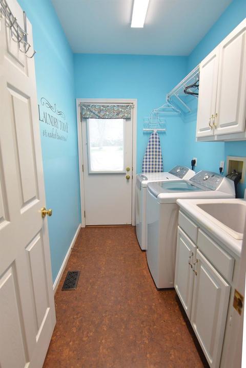 553 Hopper View Blf, Cincinnati, OH 45255 photo 18