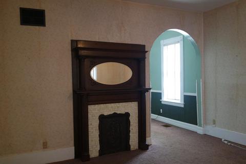 511 Center St, Blanchester, OH 45107 photo 3