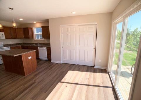 2144 Pine Valley Dr, Hamilton, OH 45013 photo 9