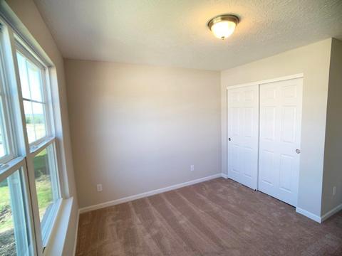 2144 Pine Valley Dr, Hamilton, OH 45013 photo 17
