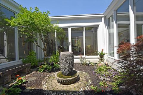 1904 Gregory Ln, Cincinnati, OH 45206 photo 19