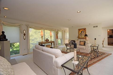 1904 Gregory Ln, Cincinnati, OH 45206 photo 6
