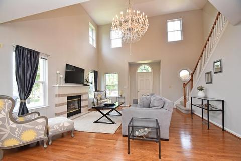 6073 Winnetka Dr, Cincinnati, OH 45236 photo 3