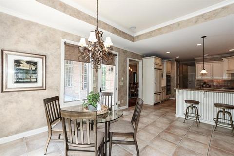 9828 Beech Dr, Cincinnati, OH 45231 photo 38