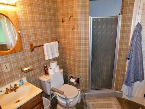 3620 Fieldcrest Dr, Cincinnati, OH 45211 photo 13