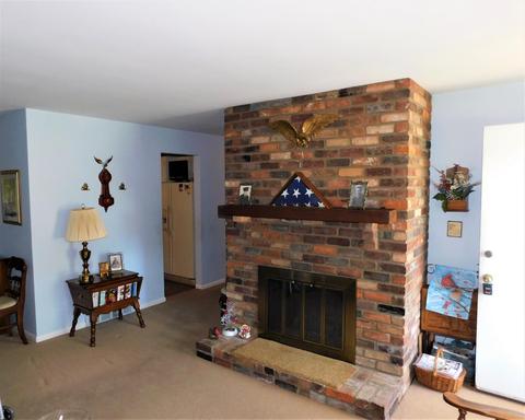 3620 Fieldcrest Dr, Cincinnati, OH 45211 photo 4