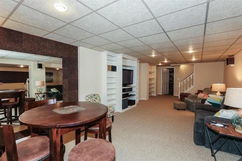 7919 Treeheights Ct, Montgomery, OH 45242 photo 21