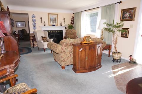 617 Waycross Rd, Forest Park, OH 45240 photo 2