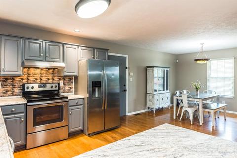695 Ridgepoint Dr, Monroe, OH 45050 photo 33