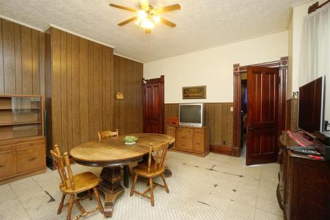 1255 Bates Ave, Cincinnati, OH 45225 photo 11