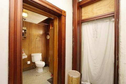 1255 Bates Ave, Cincinnati, OH 45225 photo 12