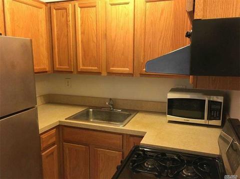 2879 Cyclorama Dr, Cincinnati, OH 45211 photo 3