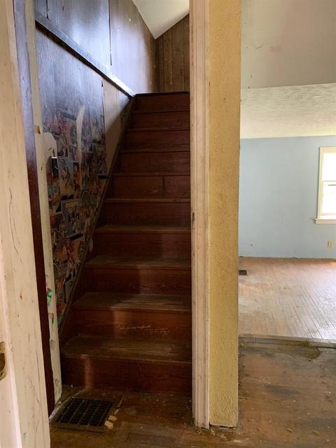8410 St Clair Ave, Cincinnati, OH 45236 photo 12