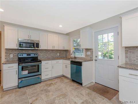 279 Beechridge Dr, Cincinnati, OH 45216 photo 6