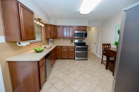 8316 Richland Dr, Cincinnati, OH 45255 photo 10