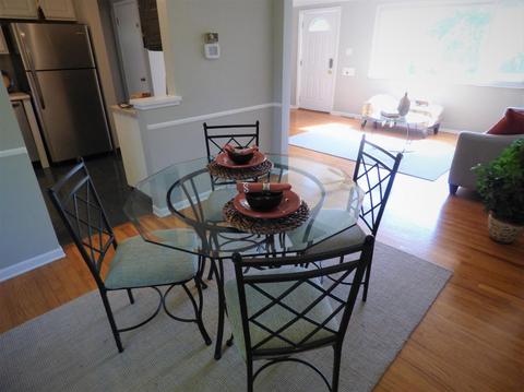 6631 Greentree Dr, Cincinnati, OH 45224 photo 3