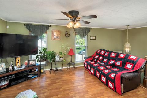 202 Marie Ct, Harrison, OH 45030 photo 14