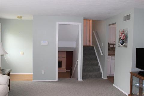 1686 Aspenhill Dr, Cincinnati, OH 45240 photo 8
