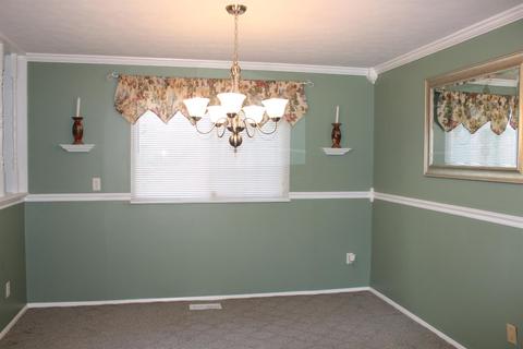 1686 Aspenhill Dr, Cincinnati, OH 45240 photo 9