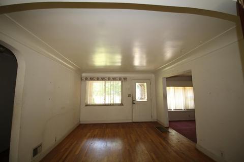 433 Benson St, Reading, OH 45215 photo 5