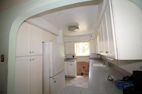 433 Benson St, Reading, OH 45215 photo 9