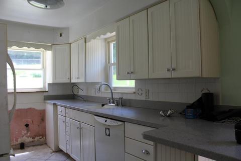 433 Benson St, Reading, OH 45215 photo 3