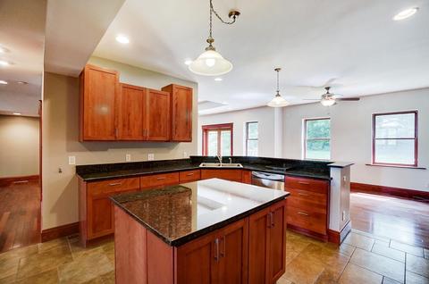 9532 Cooper Ln, Blue Ash, OH 45242 photo 12