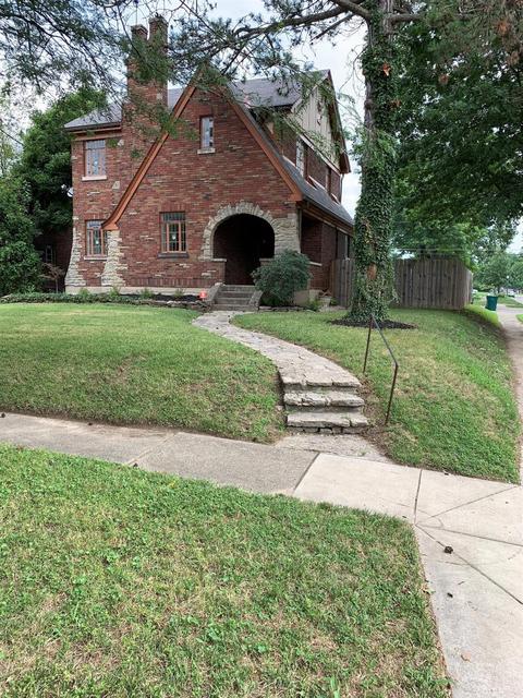 1526 Section Rd, Cincinnati, OH 45237 photo 1